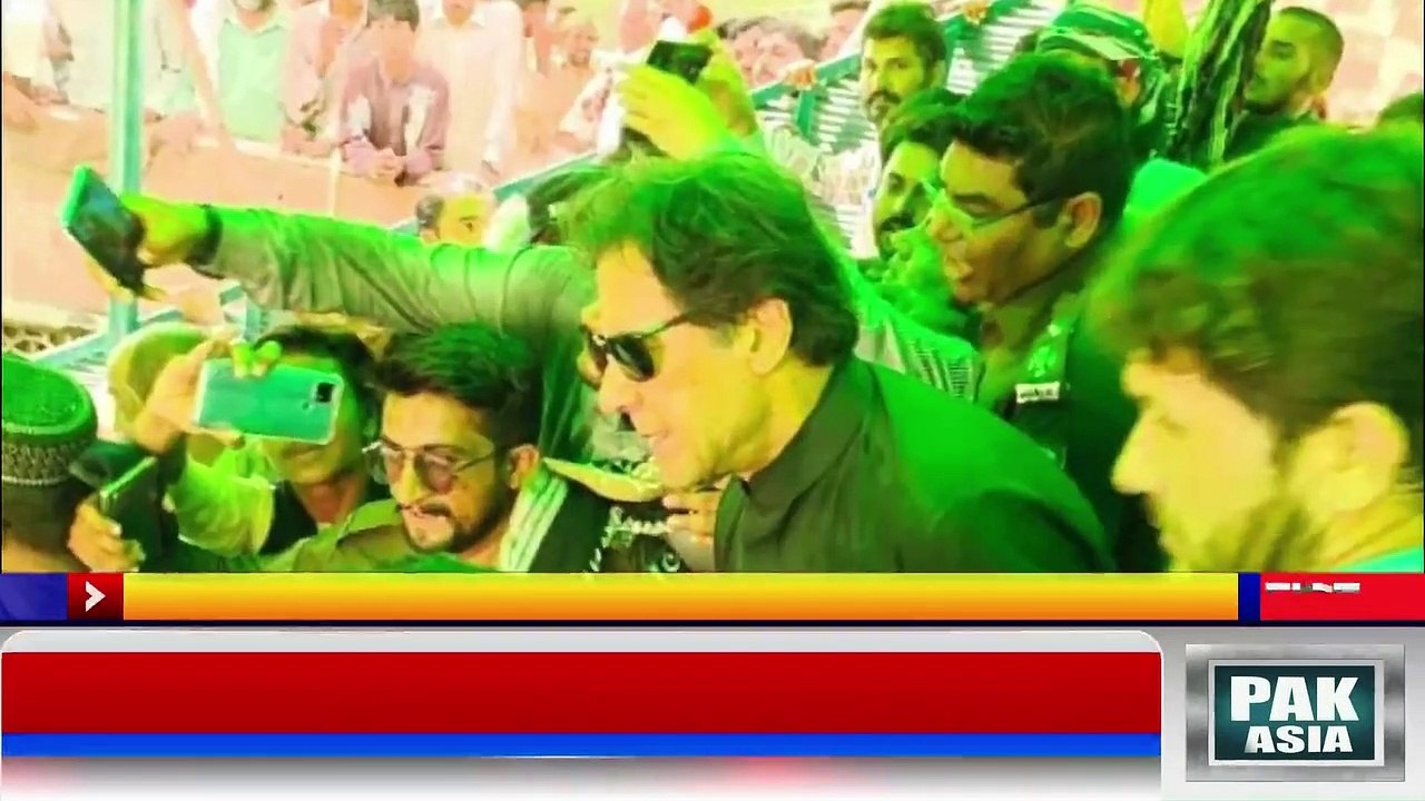 عمران خان کی دربار بابا فرید پر حاضری،پھولوں کی چادر چڑھائی
