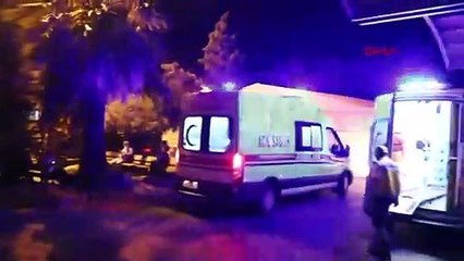 Sokak ortasında dehşet! Karı kocanın boğazını kesti!