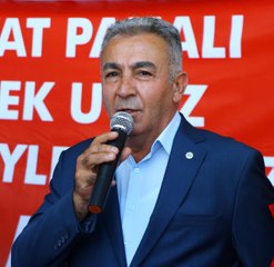 Son dakika haberi... Tekirdağ Büyükşehir Belediyesi işçileri ek zam isteğiyle belediye önünde eylem yaptı