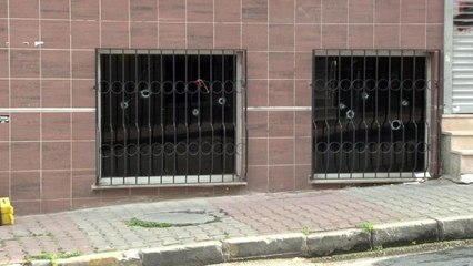 Son dakika haberi! Sultangazi'de uzun namlulu silahlarla kahvehaneyi taradılar: 2 yaralı