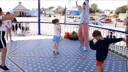Fun fit workshop on Bognor Regis promenade
