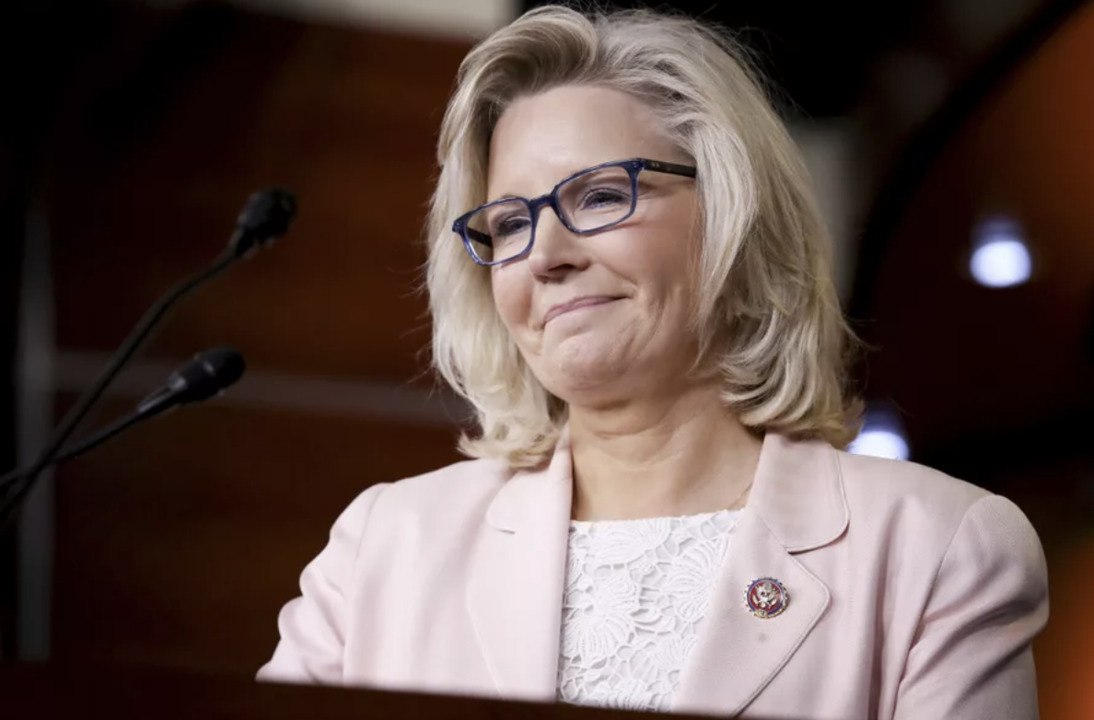 Rep. Liz Cheney Brought to Tears by Standing Ovation in Her Home State of Wyoming