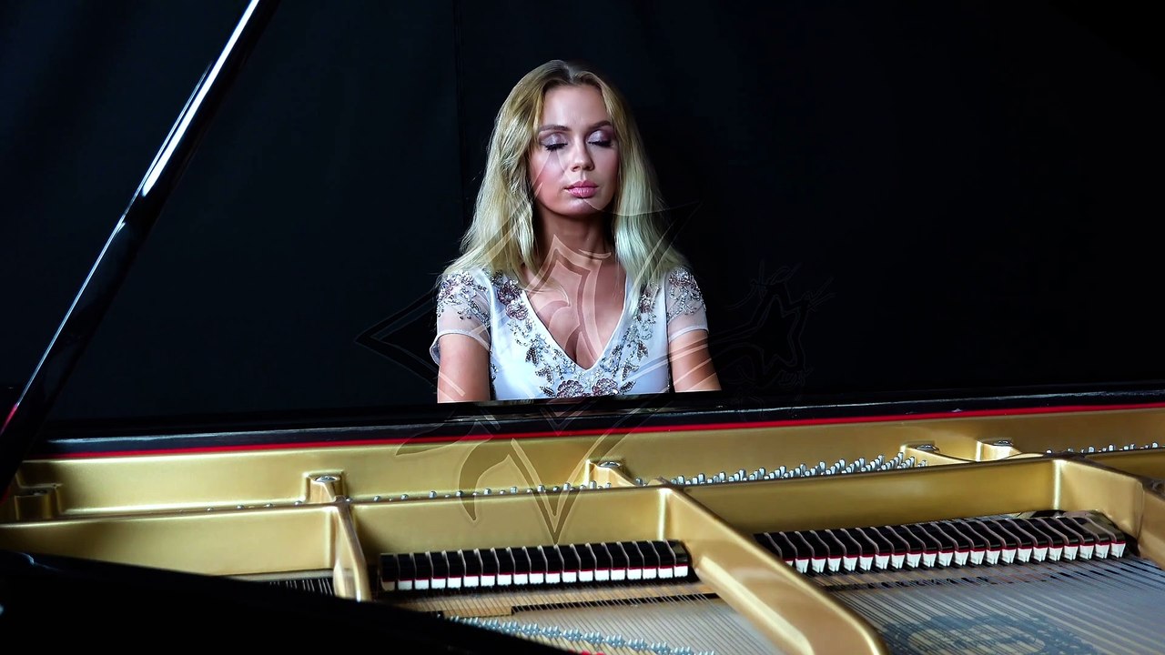 Anastasia Huppmann - Piano Sonata No 30 in E major Op 109 (Beethoven) [Part 1]