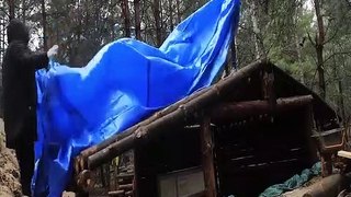 Building a complete and warm survival shelter 2 floors in the forest