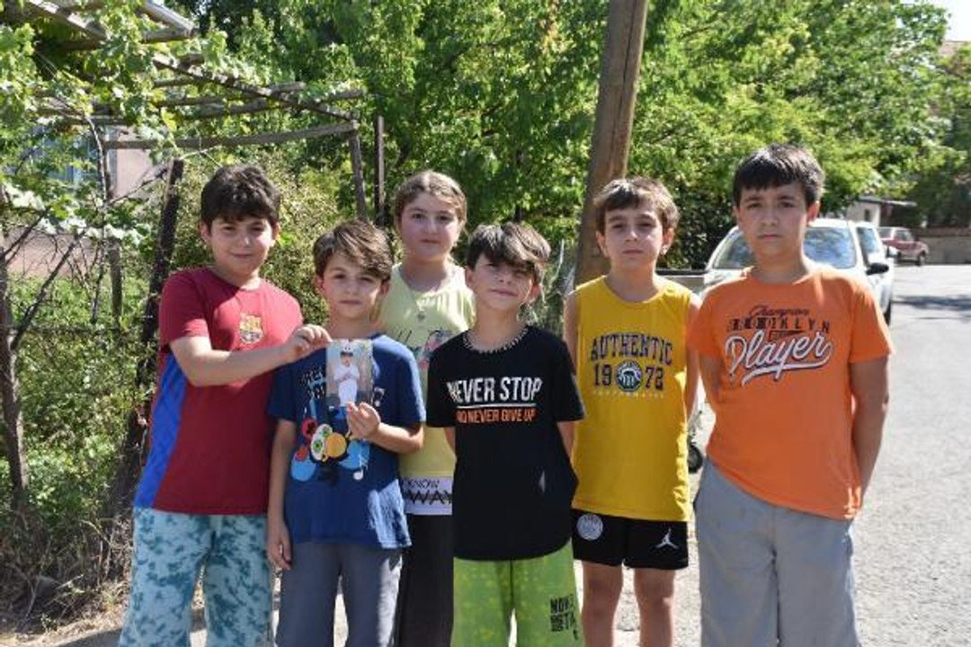 Akıma kapılıp ölen Taha'nın annesinin sözleri yürek burktu: Doğum günü hediyesi olarak üstüne toprak attım