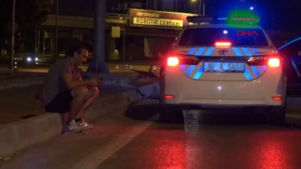 Takla atan otomobilden burnu kanamadan çıktı