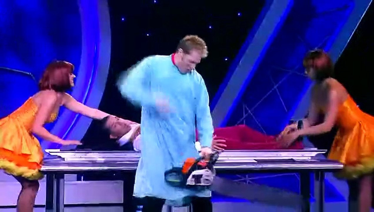 JARRETT & RAJA Cut Body into 2 part Magic Trick   BORSOFTV.COM