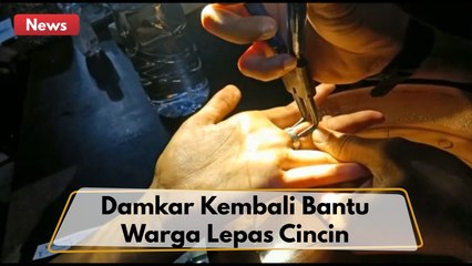 LAGI !! Damkar Kota Pekanbaru Bantu Warga Melepaskan Cincin Yang Menjepit Jarinya !!