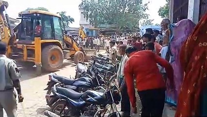 सड़क बनने पर अतिक्रमणों की आई सुध