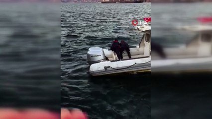 O anlar kamerada! İstanbul Boğazı’nda ölüm kalım mücadelesi