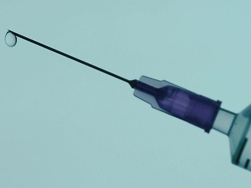 Frauen beim Feiern gestochen: "Needle Spiking" gibt Rätsel auf