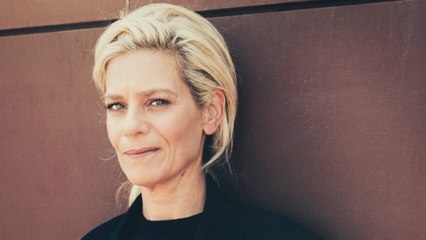GALA VIDÉO - Marina Foïs fan d’Instagram et des “photos retouchées” : “Je suis totalement à l’aise avec ça”