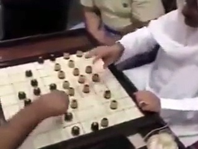 Un maitre de la stratégie du jeu de dames
