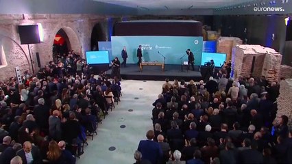 Massa toma el cargo de ministro de Economía en Argentina con un programa aprobado por el FMI