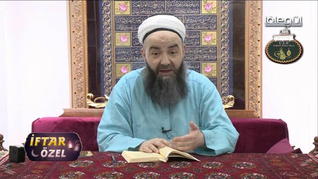 Evet Cuma Namazı Çok Önemli,Lâkin Beş Vakit Namaz Da Farzdır ! -Cübbeli Ahmet Hoca