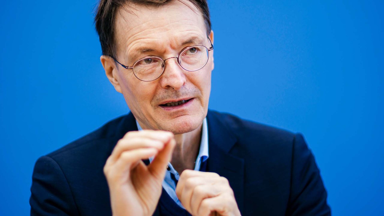 Masken- & Testpflicht: Neue Corona-Regeln im Herbst geplant