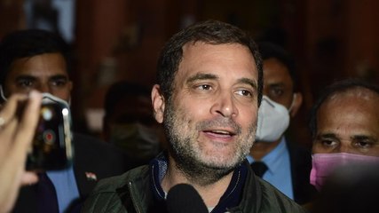 Télécharger la video: BJP hits out at Congress over Rahul Gandhi's 'won't be intimidated' remarks