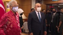 Bakan Çavuşoğlu'nun Malezya temasları