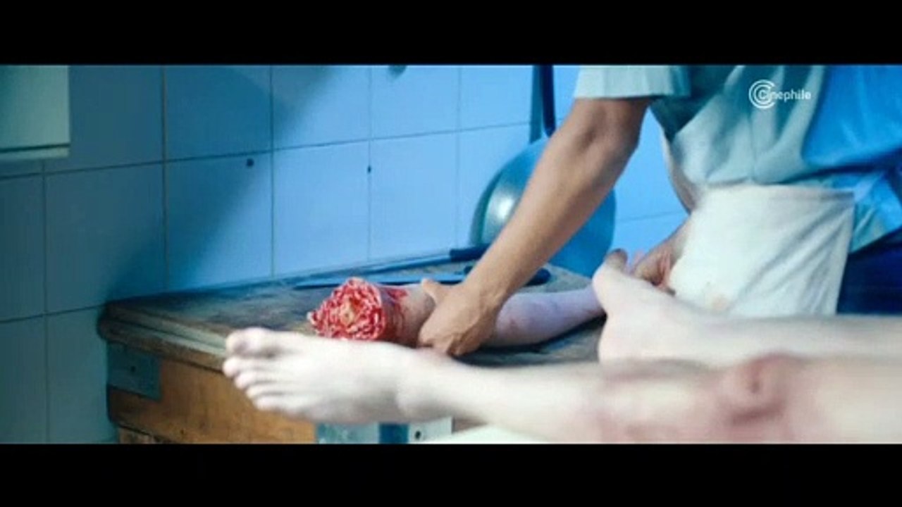 SOME LIKE IT RARE / BARBEQUE (2021) - Mutilating the Corpse of the first Vegan victim | Cinephile
