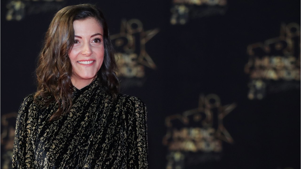 Camille Lellouche enceinte et "épuisée" : cet accessoire lui sauve la vie pendant sa grossesse