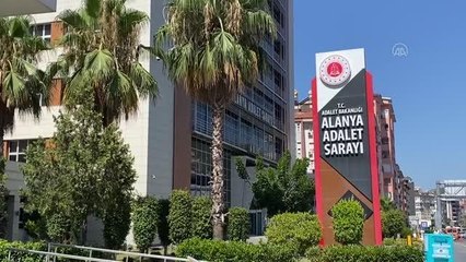 Tefecilik yaptıkları öne sürülen baba ve oğlu tutuklandı