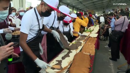 Un bocadillo de récord en México: 74 metros de largo y más de 800 kilos de peso