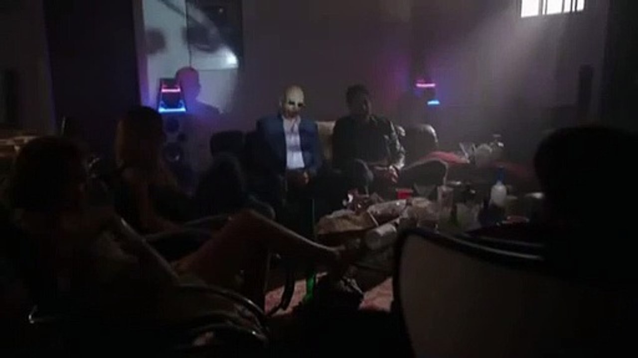 Californication - Hey warten sie, nur ich darf _kleiner Wichser_ so sagen, das ist mein Ding...