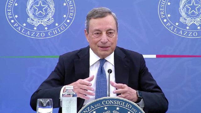 Draghi: Buone vacanze a chi non si ricandiderà e auguri a chi va in campagna elettorale