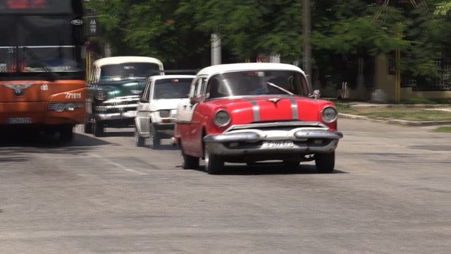 Cuba puso en marcha la compra de dólares y divisas extranjeras para afrontar crisis económica