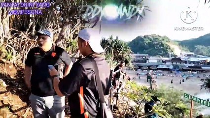 PEGUNUNGAN DI PANTAI DRINI 2
