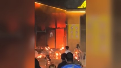 13 muertos y más de 40 heridos en el incendio de una discoteca en Tailandia
