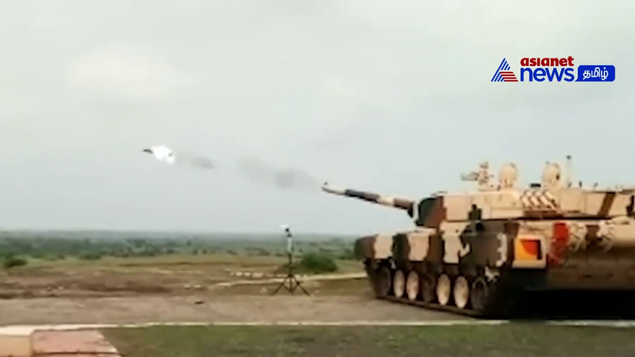 Watch :  லேசர் வழிகாட்டுடன் கூடிய டேங்குகளில் இருந்து சீறிப்பாய்ந்த ஏவுகணை! - சோதனை வெற்றி DRDO