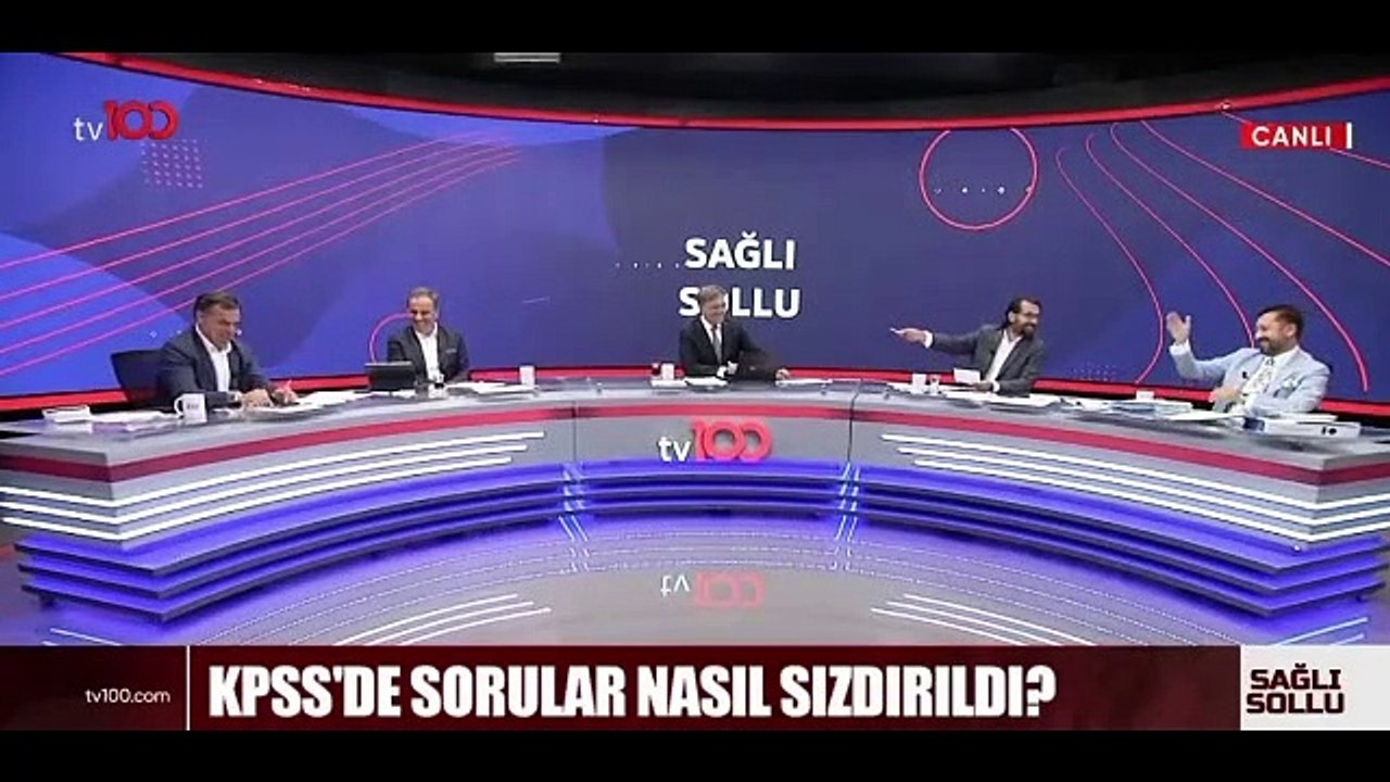 Akit Yazarı Hacı Yakışıklı'dan KPSS skandalı yorumu: ÖSYM'nin soruları çalınıp birilerine mi verilmiş, yoksa bir dershanede yayınlanan o sorular mı basılmış
