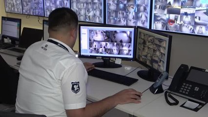 Bu hastanede bebekler ve anneleri, çipli bileklikler ile güvende