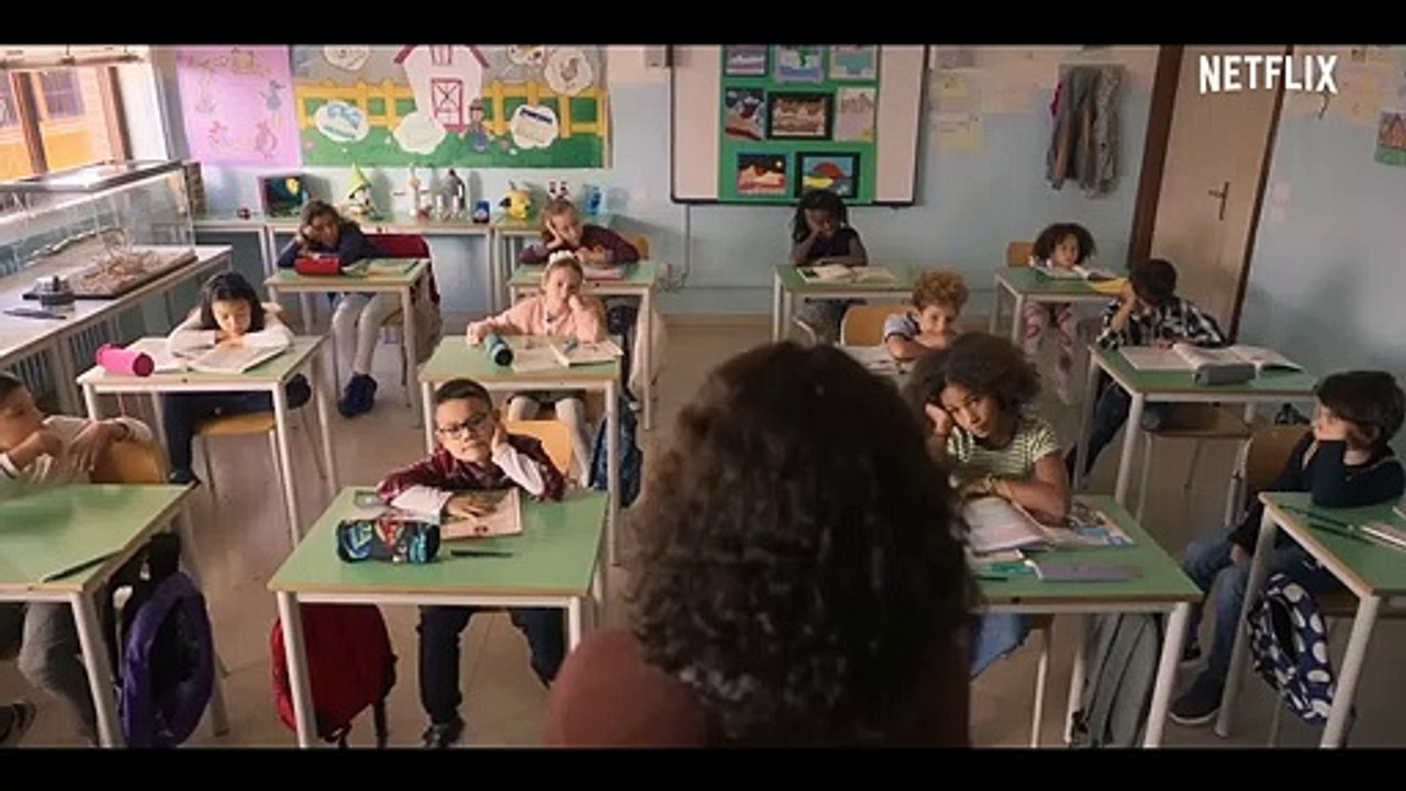 Love In The Villa Trailer OV