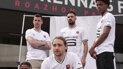 Reveal maillot extérieur saison 2022-23