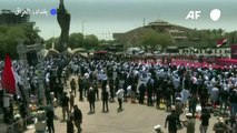 مناصرو الصدر يقيمون صلاة جمعة موحدة في بغداد في استعراض جديد للقوة