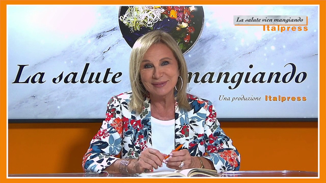 La Salute Vien Mangiando - Amanti della frutta? Ecco quando mangiarla