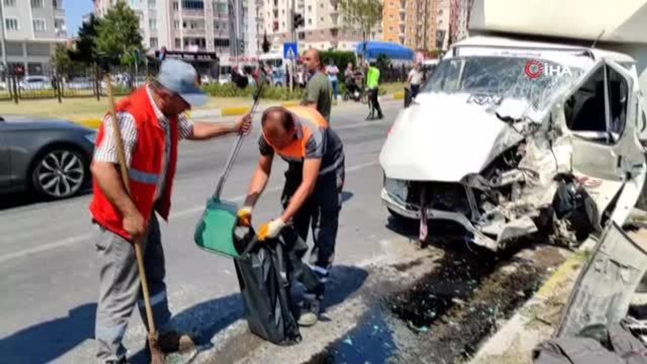 Çorum 3. sayfa haberleri | Çorum çevreyolunda trafik kazası: 6 yaralı