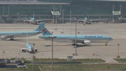 중국 군사훈련에 내일도 타이완 직항편 결항 / YTN
