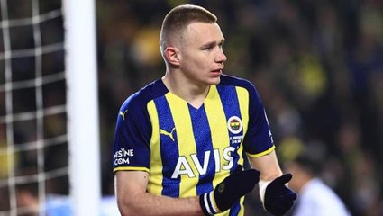 Fenerbahçe'de Attila Szalai'nin olası ayrılığı durumunda, Rodrigo Becao için harekete geçilecek