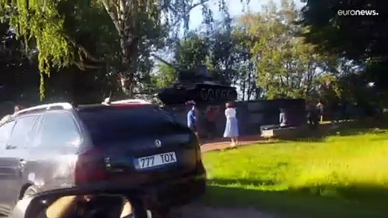 Kein Platz für Weltkriegspanzer: Estland und Lettland entfernen sowjetische Denkmäler