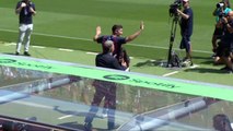 Lewandowski es presentado en el FC Barcelona con un Laporta entusiasmado