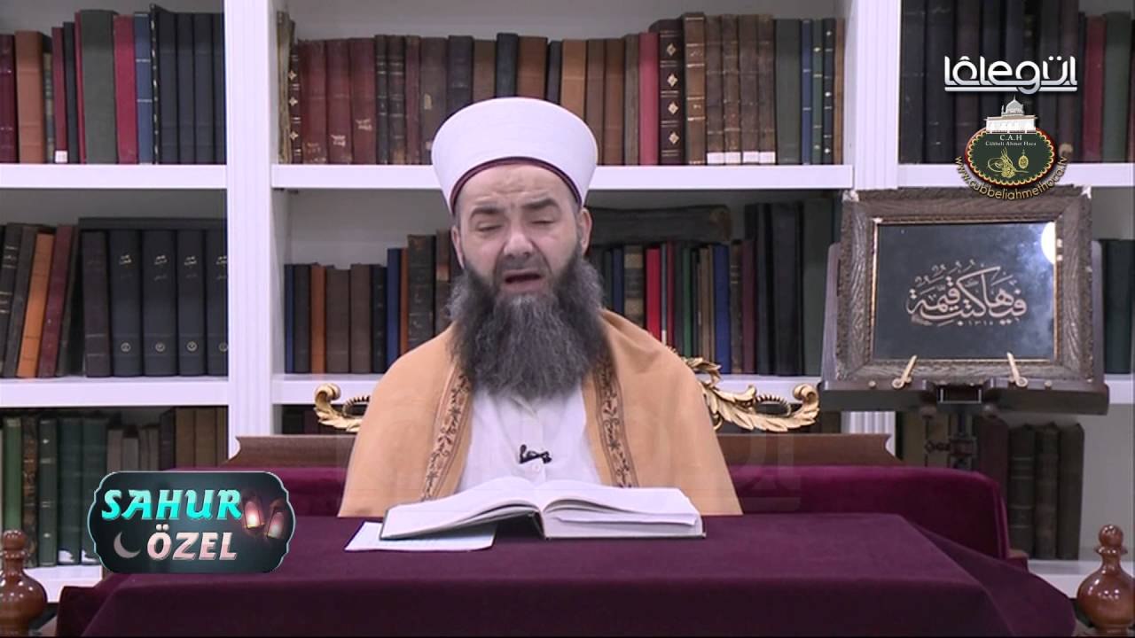 Cübbeli Ahmet Hoca - İnsanoğlu 3 Yerde Birbirlerini Unuturlar...(Mutlaka İzleyelim)