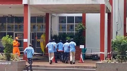 Earthquake struck collector's office, NDRF rescued 6 people