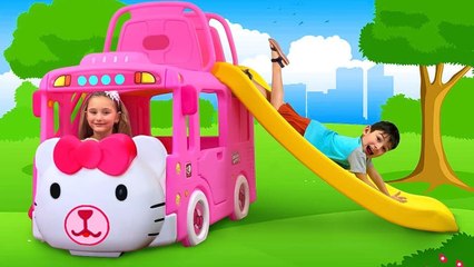 Sasha play with New Hello Kitty Bus and sing a Song