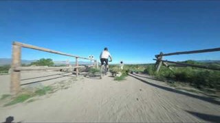 FPV Drone Captures Awesome Dirt Bike Ride