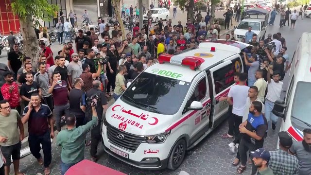 Civiles y combatientes palestinos mueren en bombardeos israelíes en Gaza