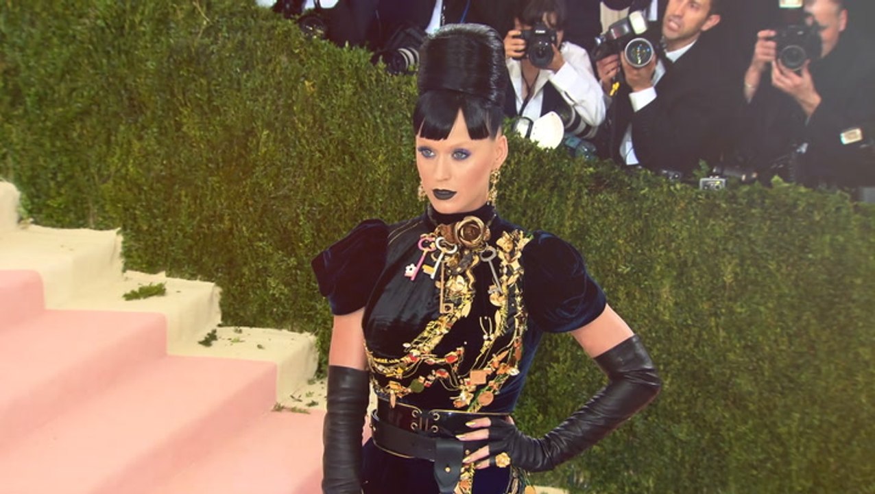 Katy Perry Apologizes To Kim Kardashian After Pete Davidson Is Chosen As Her ‘Lover’ On Tiktok