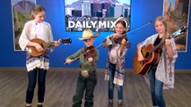 The Arizona Wildflowers Play Out the Arizona Daily Mix!